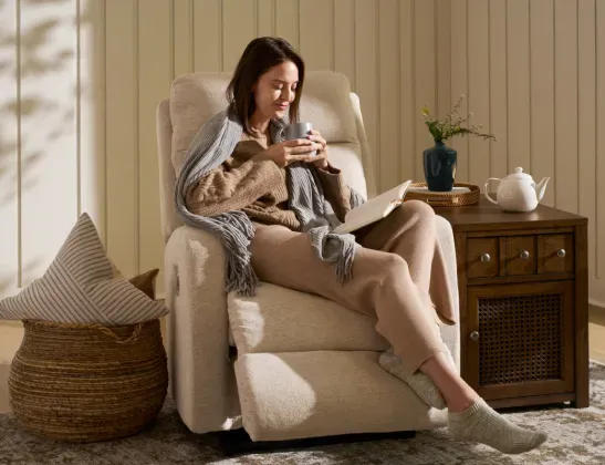 la-z-boy-recliner-woman-relaxing